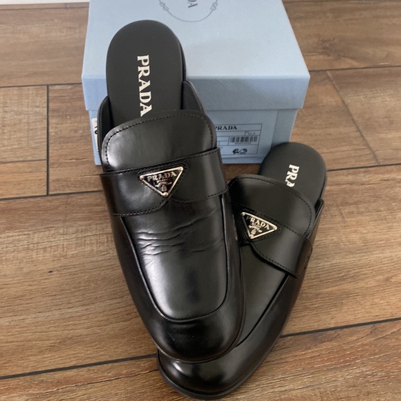 Prada Leather Logo Mule - Picture 6 of 9
